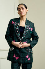 Load image into Gallery viewer, Noira Blazer