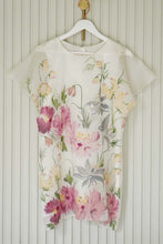Load image into Gallery viewer, Peony Kaftan top