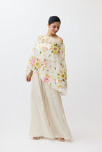 Load image into Gallery viewer, Fleur d’Ivory Cape Set