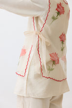 Load image into Gallery viewer, Hibiscus Bib Shirt Set