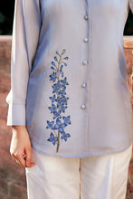 Load image into Gallery viewer, Delphinium Shirt