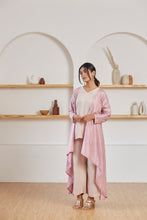 Load image into Gallery viewer, Mauve Peony Cape Set