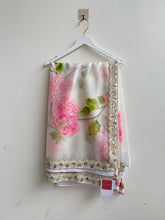 Load image into Gallery viewer, Pink Hydrangea Saree
