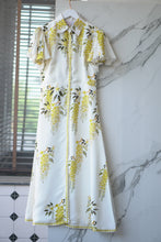 Load image into Gallery viewer, Amaltas Muse
