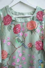 Load image into Gallery viewer, Sage green Tunic Set

