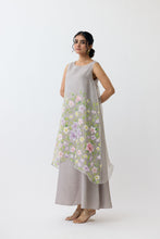 Load image into Gallery viewer, Mistgarden Tunic Dress
