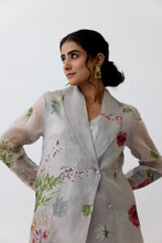 Load image into Gallery viewer, Floret Jacket Top
