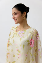 Load image into Gallery viewer, Bloomlight Kaftan
