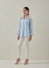 Load image into Gallery viewer, Peony blue shirt
