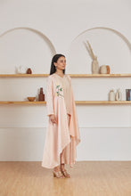 Load image into Gallery viewer, Peony Bunch Cape Set
