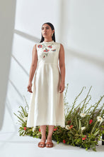Load image into Gallery viewer, Naseem Dress
