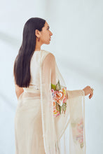 Load image into Gallery viewer, Peach Peony Bunch Saree

